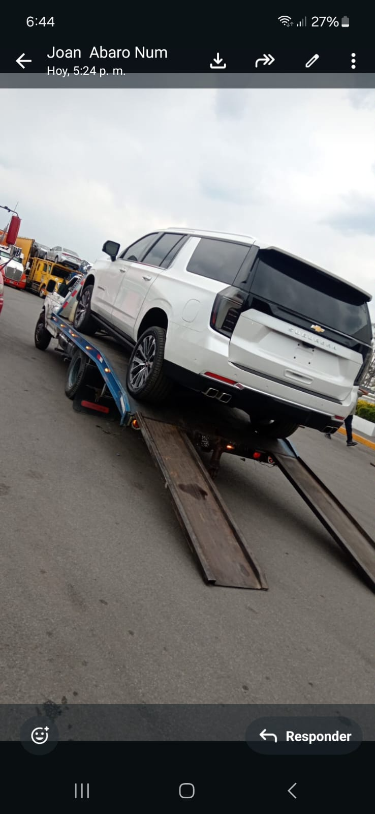Imagen adjunta del servicio de grúa